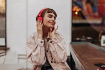 How to Choose the Right Noise-Cancelling Headphones for Your Needs